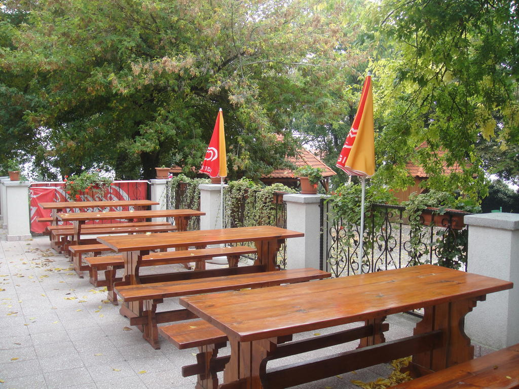 Saghegy Fogado Es Panzio Otel Celldömölk Dış mekan fotoğraf